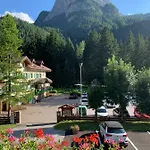 Garni Monika Bed & Breakfast Canazei