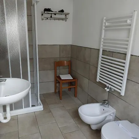 Bed & Breakfast Garni Monika Canazei