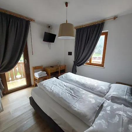 Bed & Breakfast Garni Monika 2*