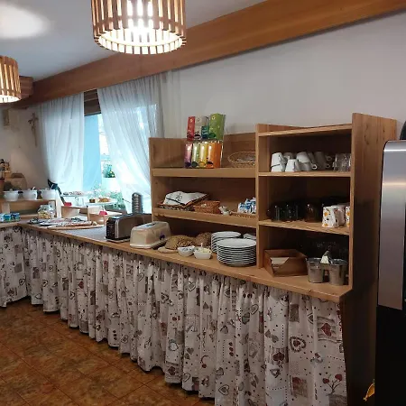 Garni Monika Bed & Breakfast Canazei