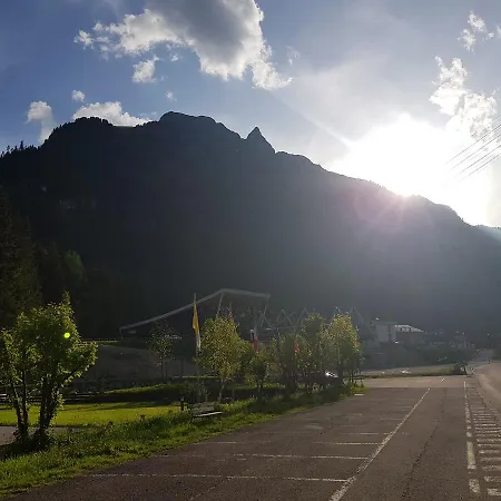 Garni Monika 3* Canazei