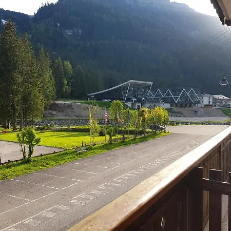 Garni Monika Bed & Breakfast