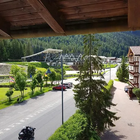 Garni Monika Canazei