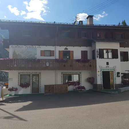 Garni Monika 3* Canazei