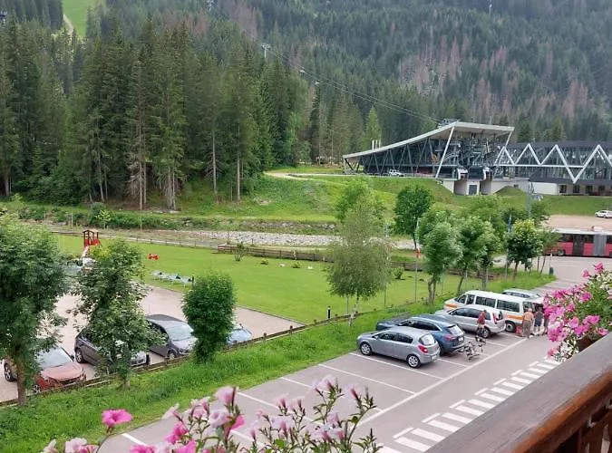 Garni Monika Bed & Breakfast